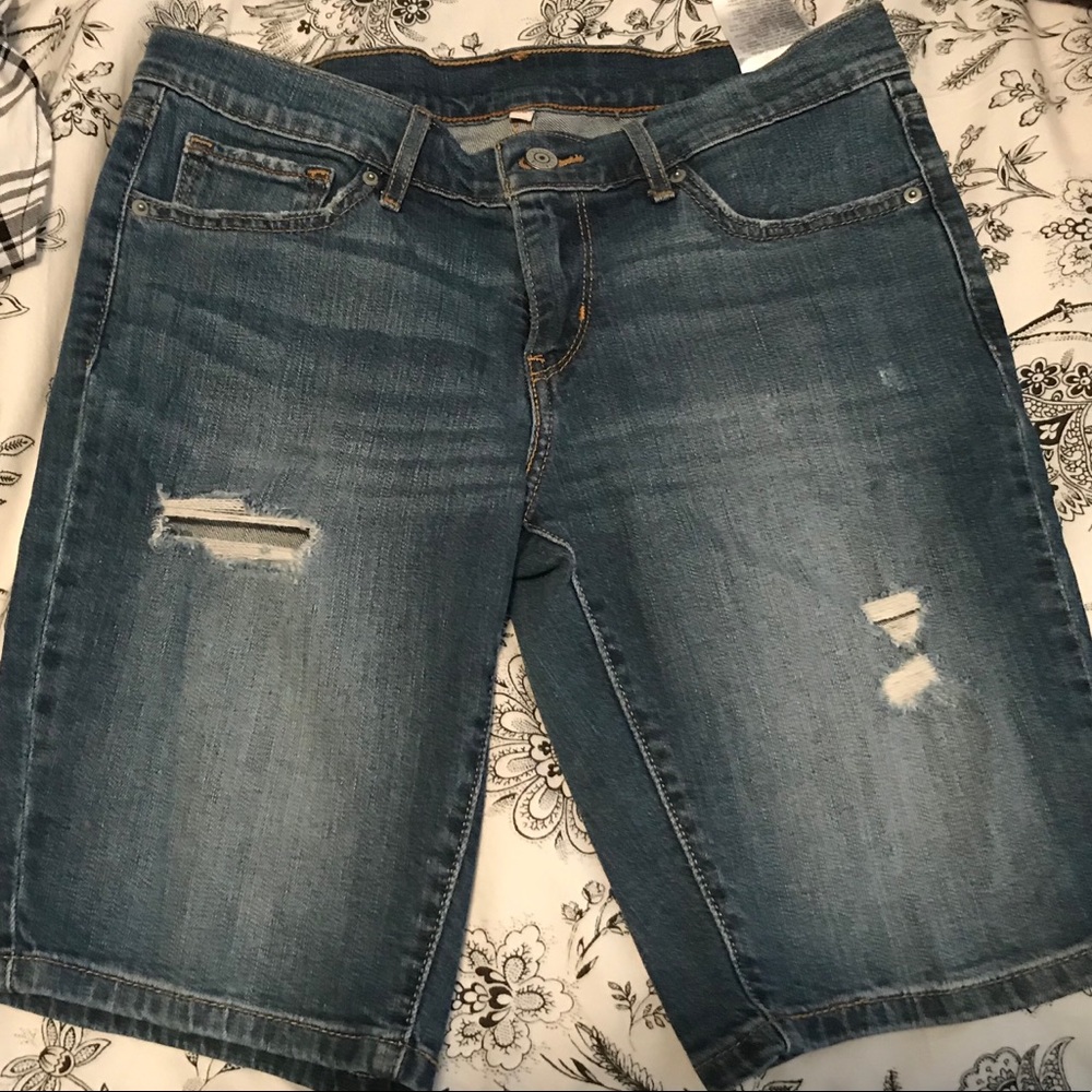 Levi’s Ripped Bermuda Shorts